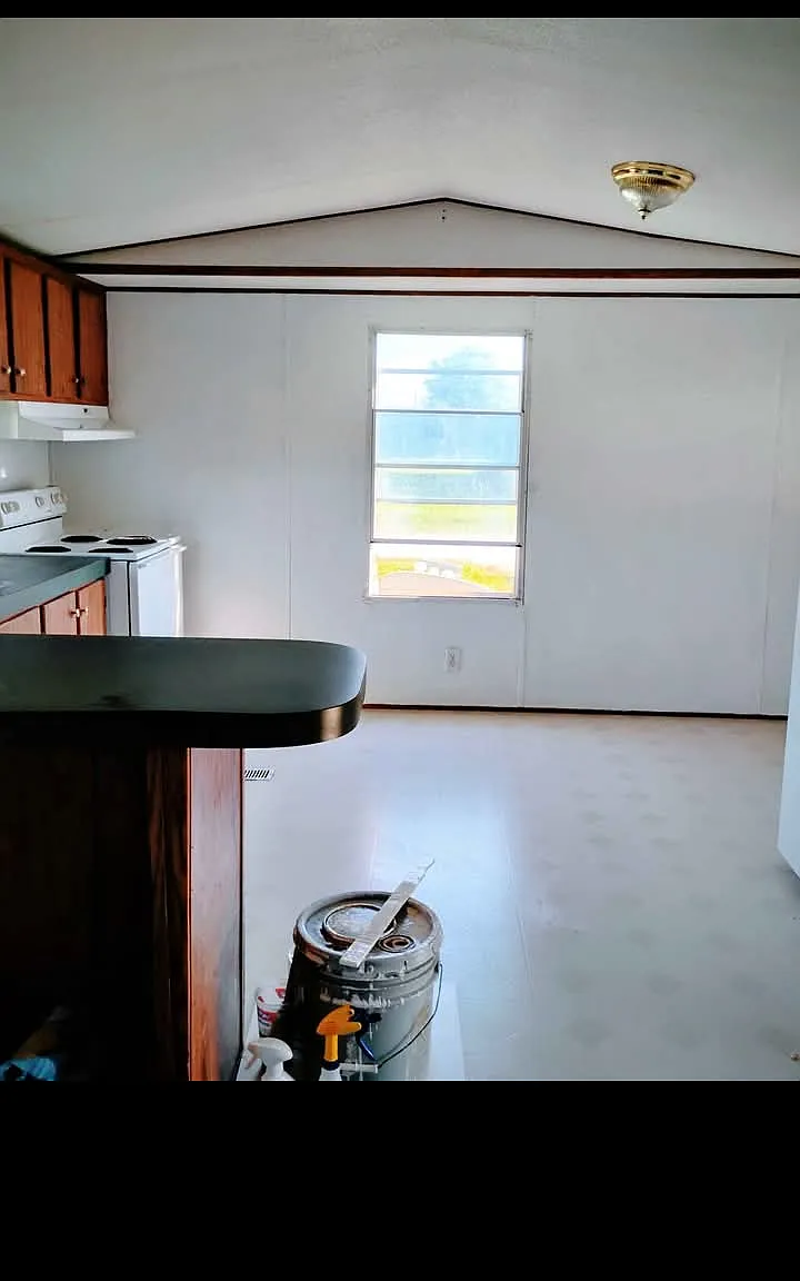 2 bed, 700 sqft, $775 — Photo 3