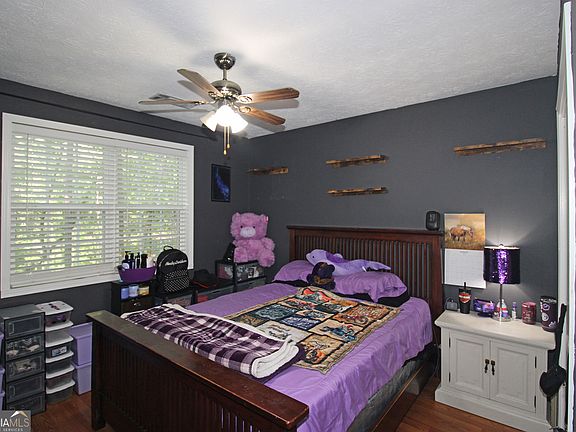 5th image of 6143 Belle Meade Dr