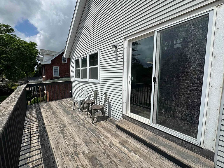 208 W Main St #208 — Photo 3