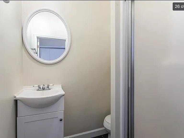 2nd Bathroom