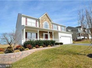 210 Wyndtryst Dr, Westminster, MD 21158