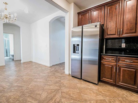 3rd image of 10251 Eve Springs St