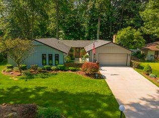 5842 Bay Berry Cir, North Ridgeville, OH 44039