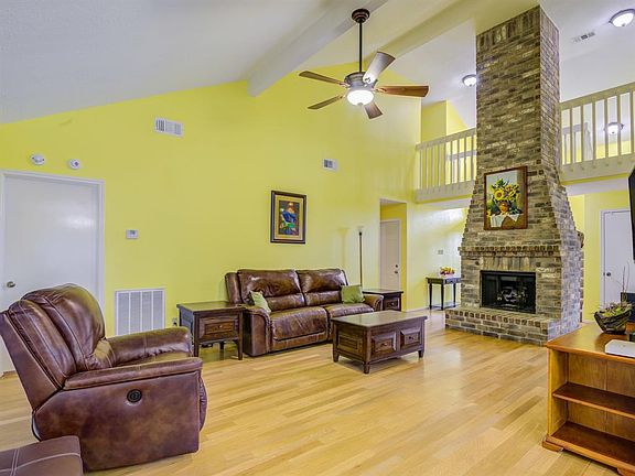 4th image of 1506 Garden Ct