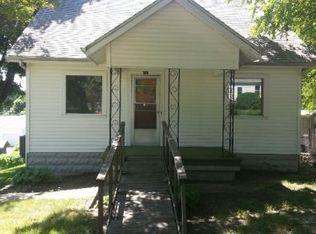 1263 20th Ave SW, Cedar Rapids, IA 52404