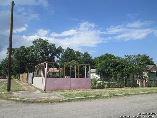 1st image of 1823 San Luis St