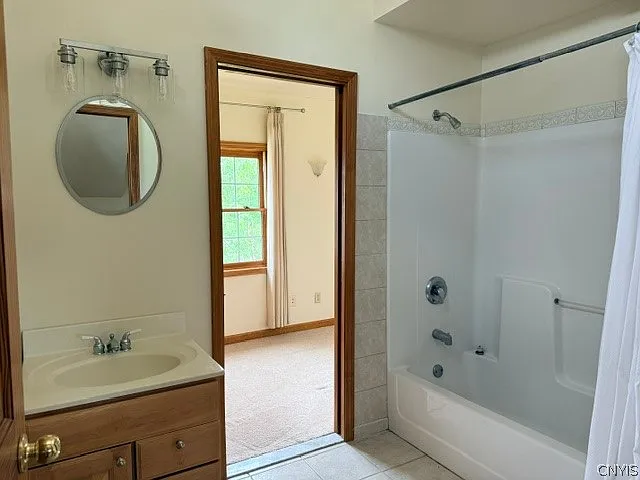 2937 Hamlin Ave — Photo 15