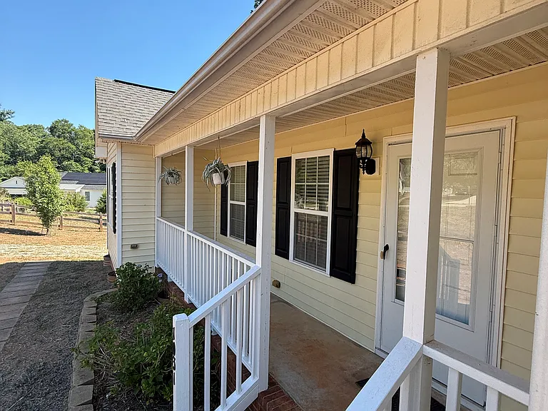 1031 Jack Paris Ct — Photo 2