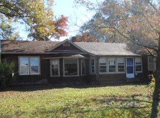 700 Oakwood Ave, Waycross, GA 31501