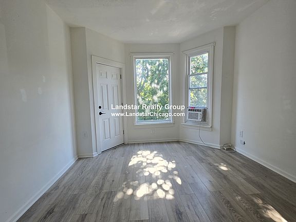 2nd image of 2834 N Sacramento Ave APT 2