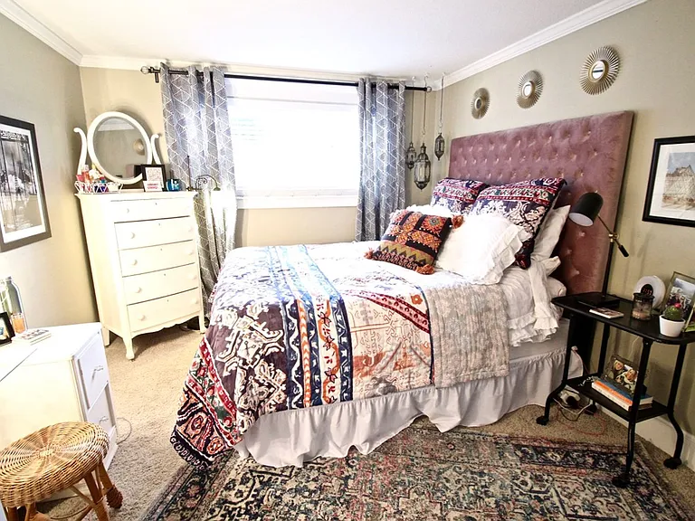Plaza La Belle Apartments — Photo 69