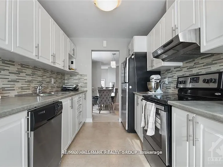 100 Lerta Way — Photo 17