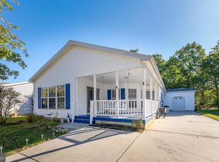128 Oakmont Dr, Mays Landing, NJ 08330