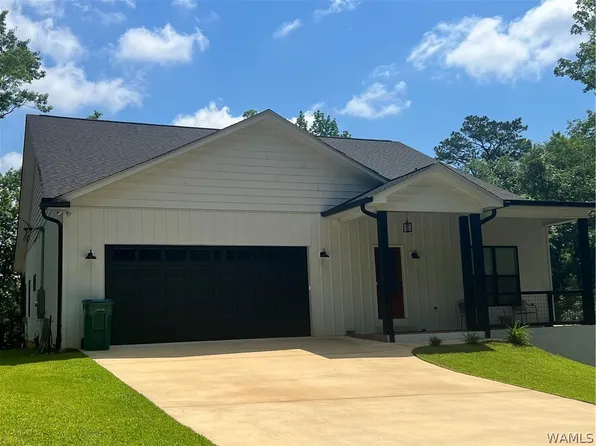 16531 Binion Creek Hts, Northport, AL 35475
