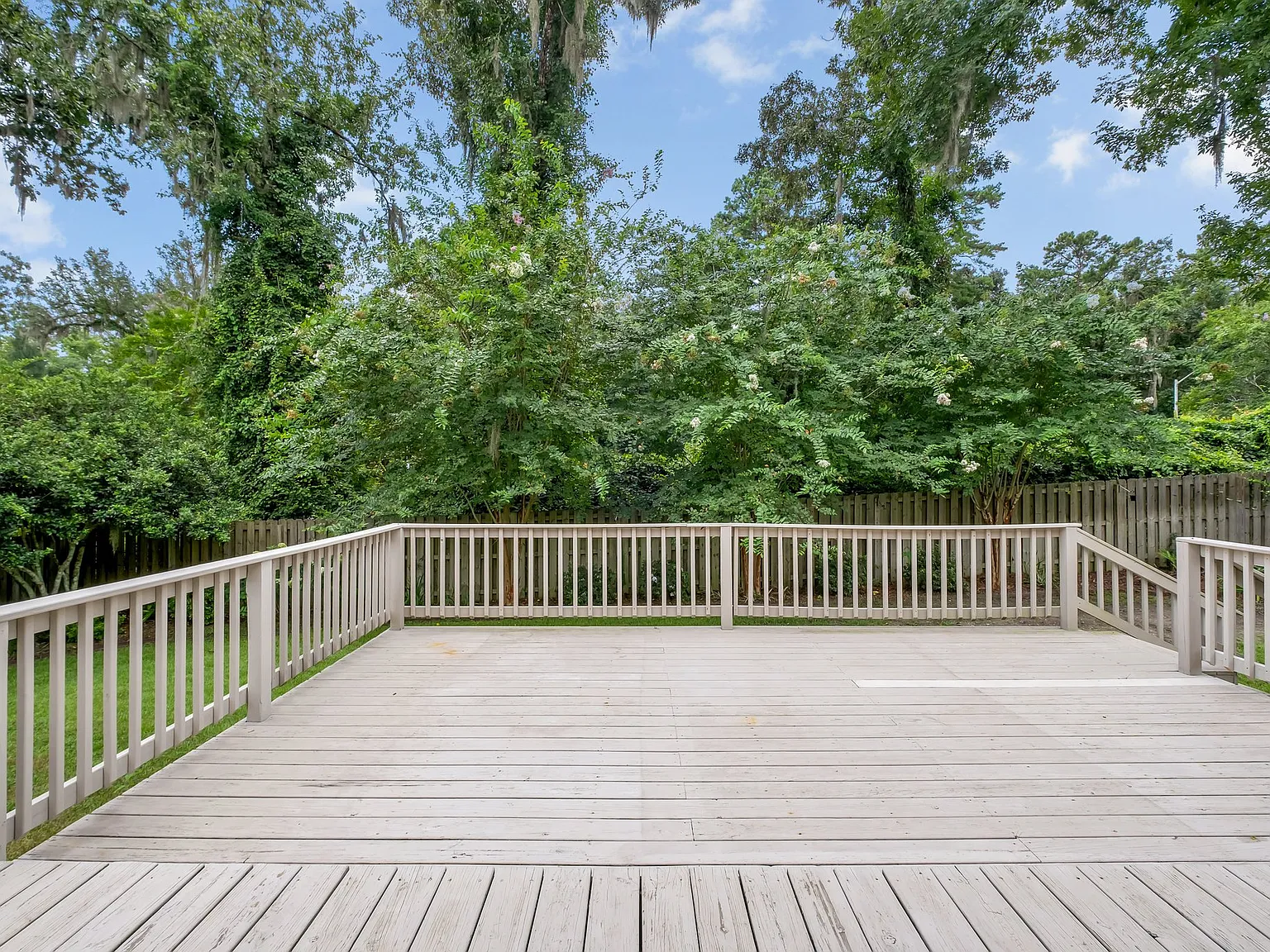 4 bed, 1898 sqft, $2,800 — Photo 4