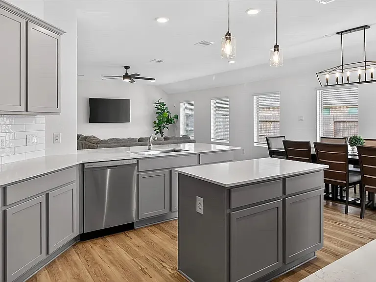 2920 Eden Lake Ln — Photo 10