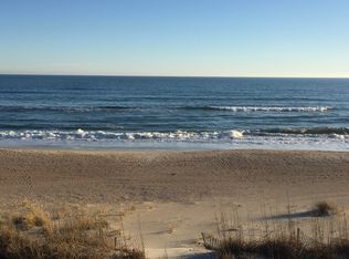 593 Forest Dunes Dr, Pine Knoll Shores, NC 28512
