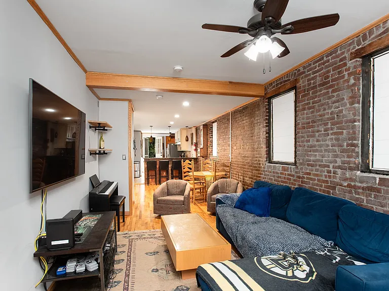 222 Willow Ave #2A — Photo 6