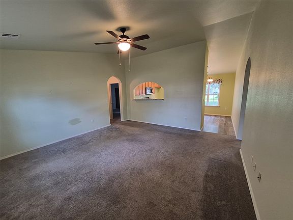 3rd image of 2759 Summerfield Pl