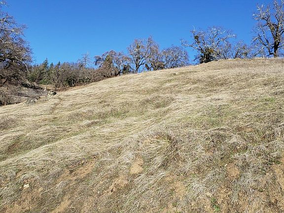 3rd image of 18800 Scenic Drive