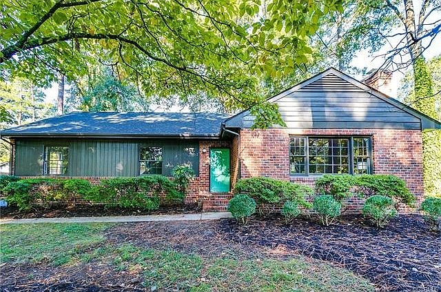 1st image of 2932 Scarsborough Dr