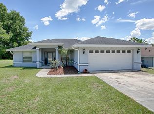 802 Crestview Cir E, Wildwood, FL 34785