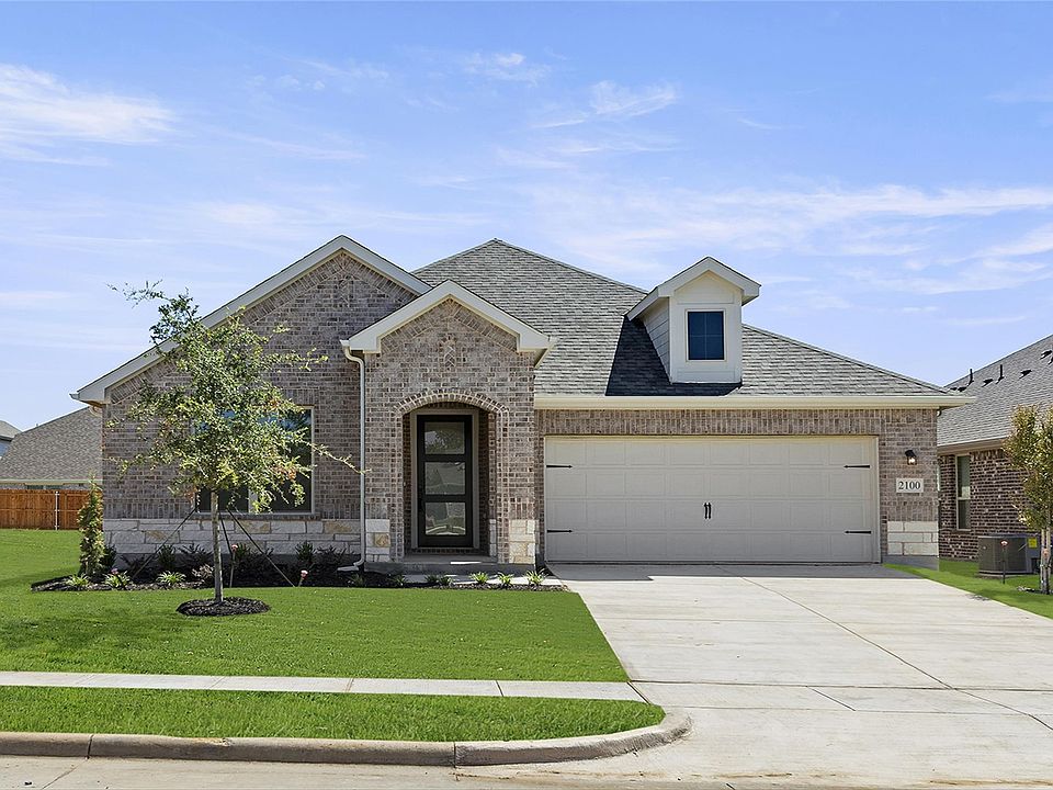 1st image of 2100 Sesaro Dr