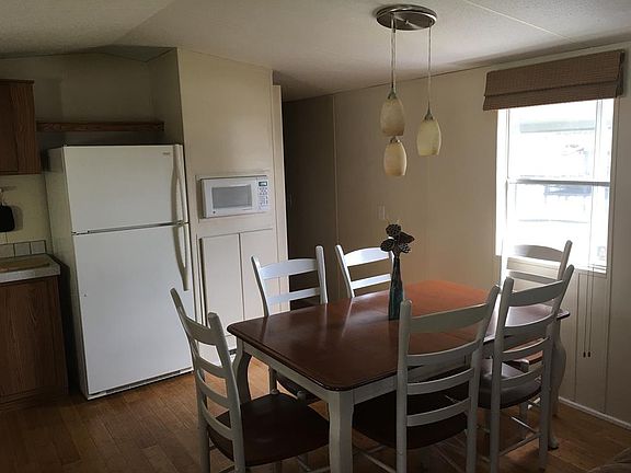 5th image of 124 Paradise Dr