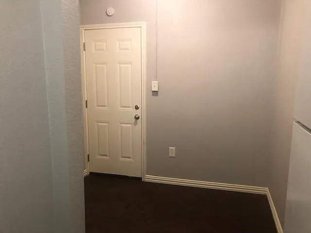 1 bed, 1.0 bath, 550 sqft, $935 — Photo 3