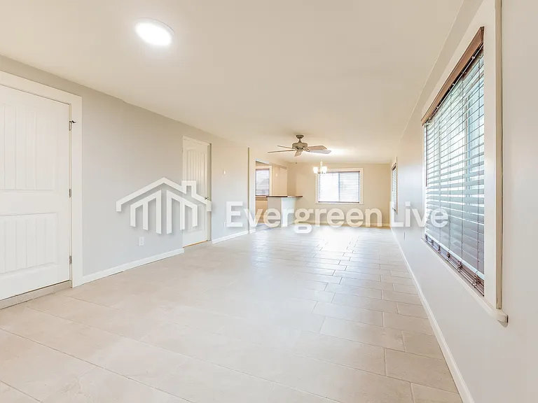 7034 S Leary Dr — Photo 17