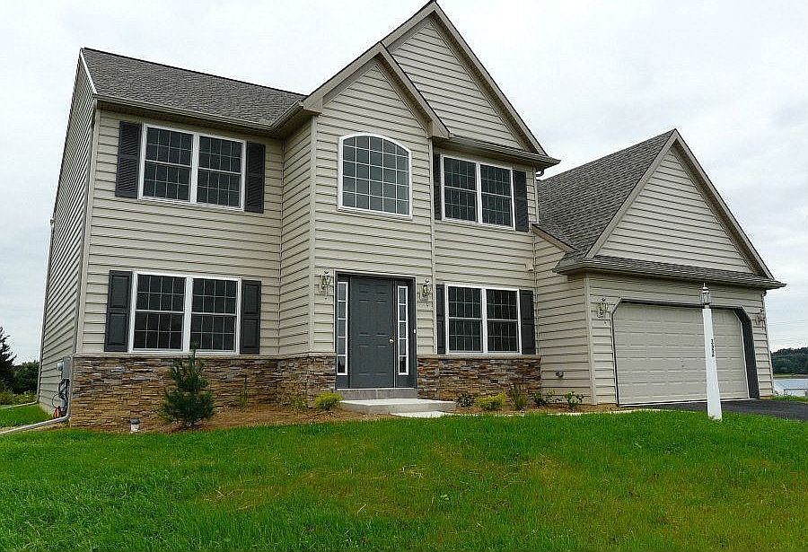 1st image of 322 Darlington Ct