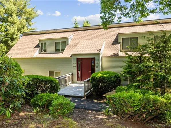 40 Forest Hill Drive #40, Simsbury, CT 06070