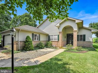 634 Pondside Ln, Lebanon, PA 17042