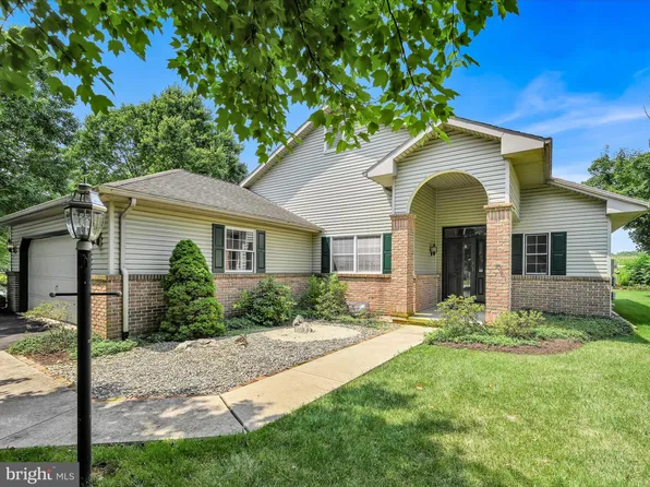 634 Pondside Ln #L-0191, Lebanon, PA 17042