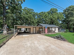 176 Forest Ln, Mabank, TX 75156