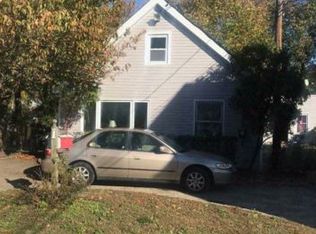 19 Rose Ave, Glen Cove, NY 11542