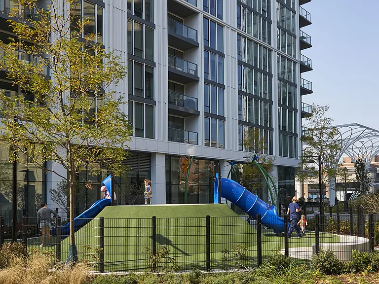 The Apartments at Lincoln Common — Photo 43