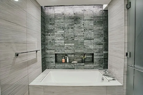 Rented by Dynamik Realty | media 24