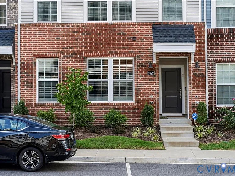 5922 Laurel Bed Ln — Photo 21