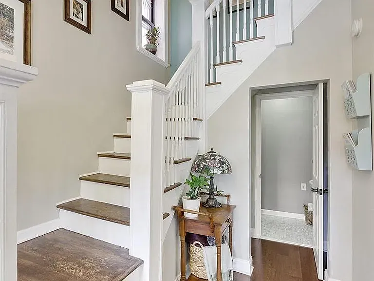 3 bed, 2.5 bath, 1564 sqft, $2,500 — Photo 3