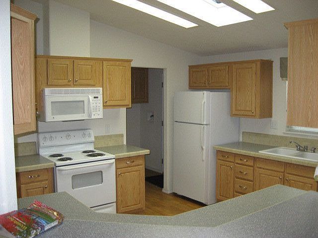 2nd image of 1233 S Mission St #B