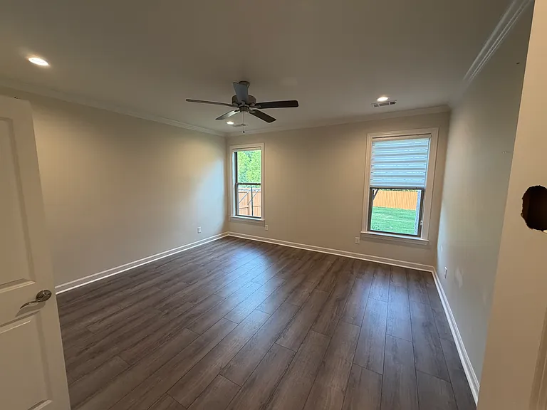 844 Oak Forest Cir — Photo 15