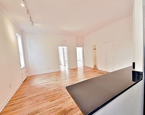 4th image of 78 W 85th St APT 6A