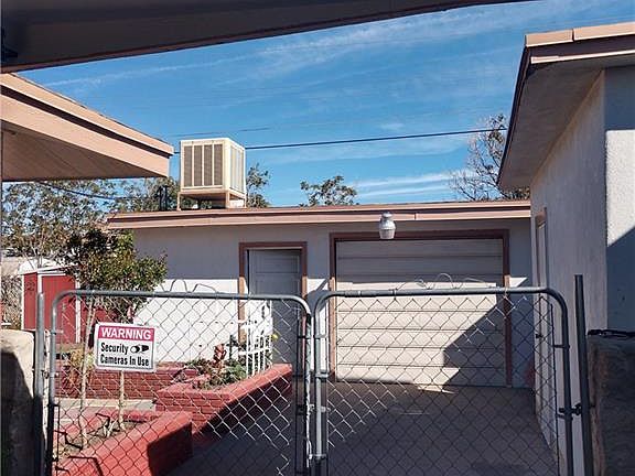 4th image of 7439 Yuma Dr