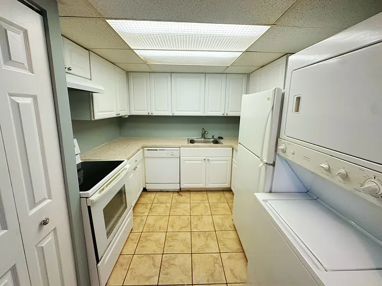 807 Windstream Way #C — Photo 4