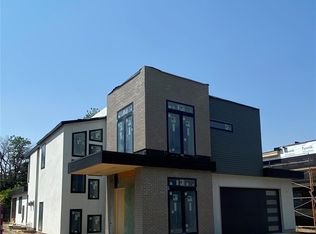 1611 S Elm St, Denver, CO 80222