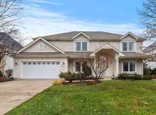 2415 Angela Ln, Aurora, IL 60502