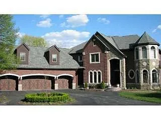 6123 Indianwood Trl photo 1