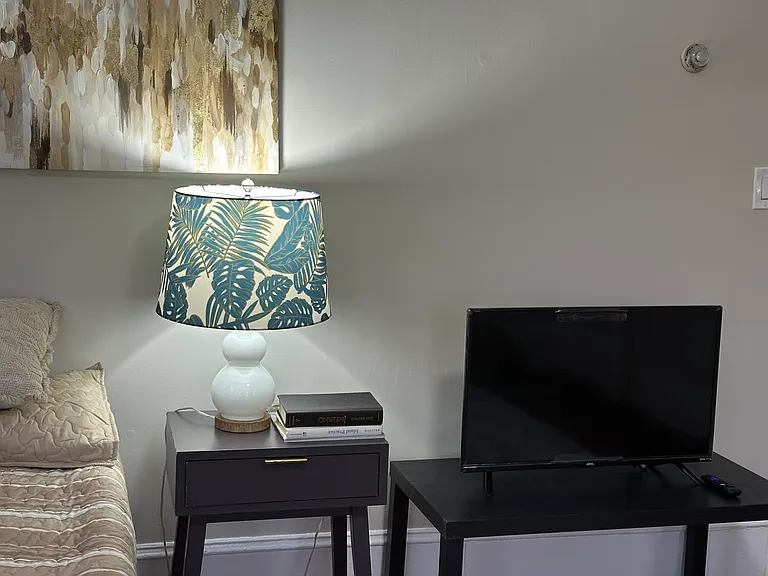 52 Bonair St #1A — Photo 14
