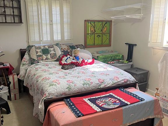 5th image of 224 Baden St